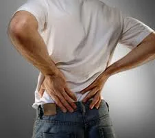 حرکات کششی برای تسکین کمر درد