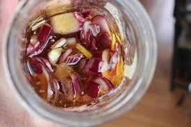 خاصیت درمانی عجیب ترکیب عسل و پیاز