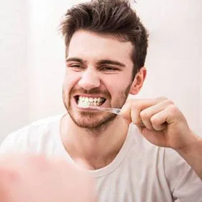 طلایی ترین زمان برای مسواک زدن چه زمانی است؟