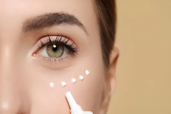 1. ترکیبات موضعی مؤثر در جوانسازی صورت